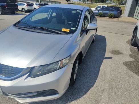 Used 2014 Honda Civic LX image 13