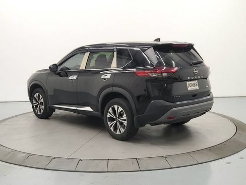 Used 2023 Nissan Rogue SV FWD image 6