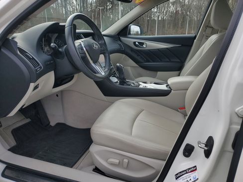 Used 2020 INFINITI Q50 Luxe image 16