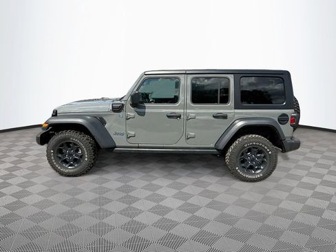 Used 2023 Jeep Wrangler Unlimited w/ Convenience Group AWD/4WD image 9