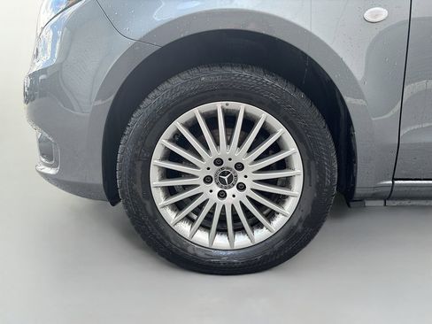 Used 2023 Mercedes-Benz Metris Passenger image 10