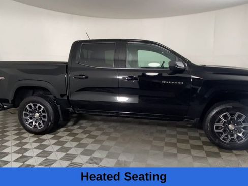 Used 2024 Chevrolet Colorado LT w/ LT Convenience Package III image 3