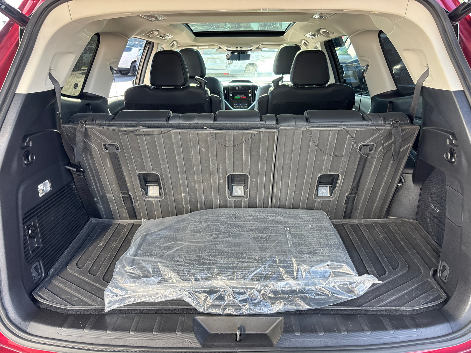 Used 2024 Subaru Ascent Touring AWD/4WD image 9