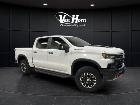 Used 2024 Chevrolet Silverado 1500 ZR2 w/ Technology Package AWD/4WD image 1