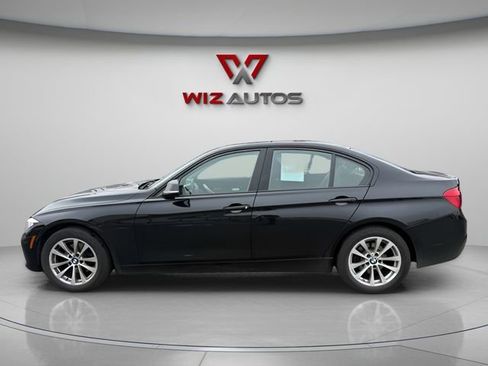 Used 2017 BMW 320i xDrive Sedan image 9