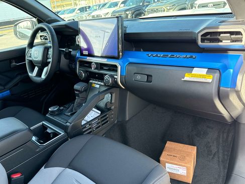 New 2026 Toyota Tacoma TRD Sport w/ TRD Sport Upgrade Package image 20