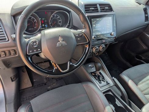 Used 2025 Mitsubishi Outlander Sport SE AWD/4WD image 14