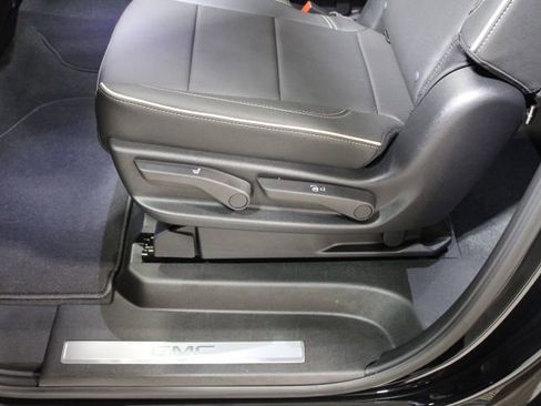 New 2026 GMC Yukon XL Elevation w/ Elevation Premium Package AWD/4WD image 64