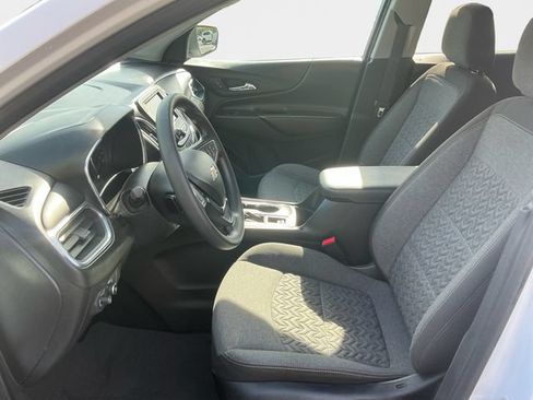 Used 2022 Chevrolet Equinox LT AWD/4WD image 9