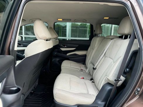 Used 2019 Subaru Ascent Premium AWD/4WD image 11