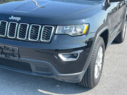 Used 2021 Jeep Grand Cherokee Laredo image 10