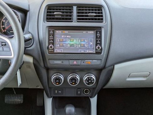 Used 2021 Mitsubishi Outlander Sport ES image 18