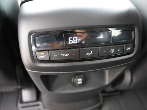 Used 2023 Hyundai Palisade SEL AWD/4WD image 19