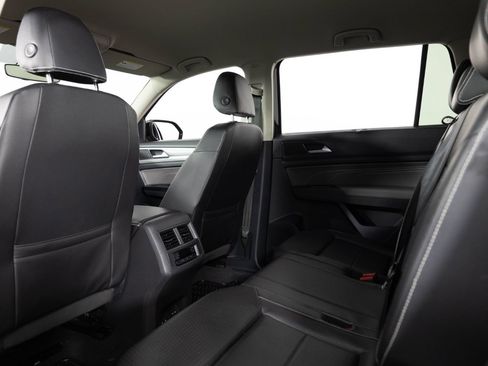 Used 2021 Volkswagen Atlas SE AWD/4WD image 18