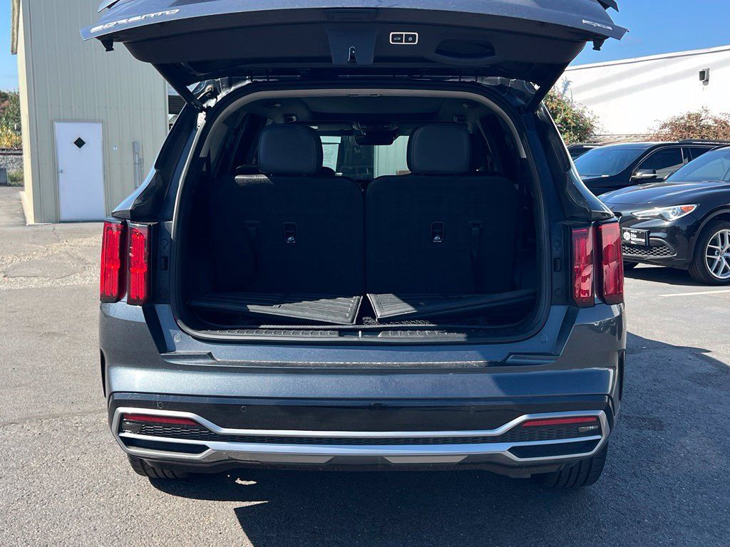 Certified 2023 Kia Sorento SX AWD/4WD image 8