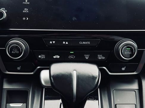 Used 2022 Honda CR-V Touring image 32