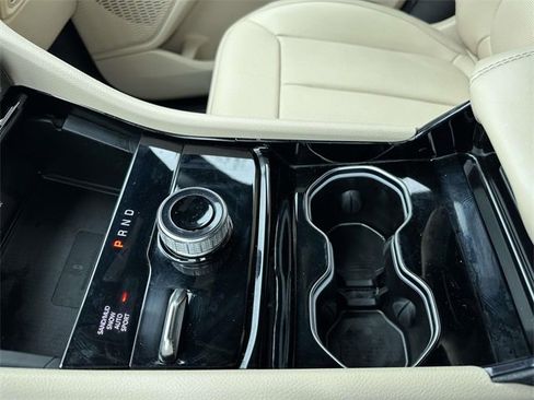 Certified 2023 Jeep Grand Cherokee L Limited w/ Luxury Tech Group II image 34