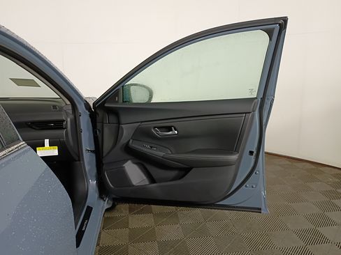 New 2025 Nissan Sentra SV w/ All-Weather Package image 38