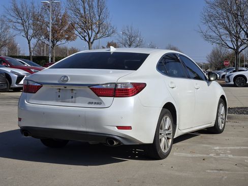 Used 2015 Lexus ES 350 Premium Package image 3
