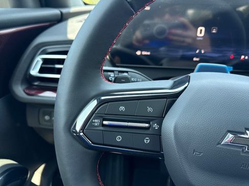 New 2027 Chevrolet Traverse RS FWD image 33