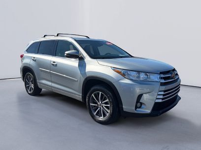 Used 2017 Toyota Highlander XLE
