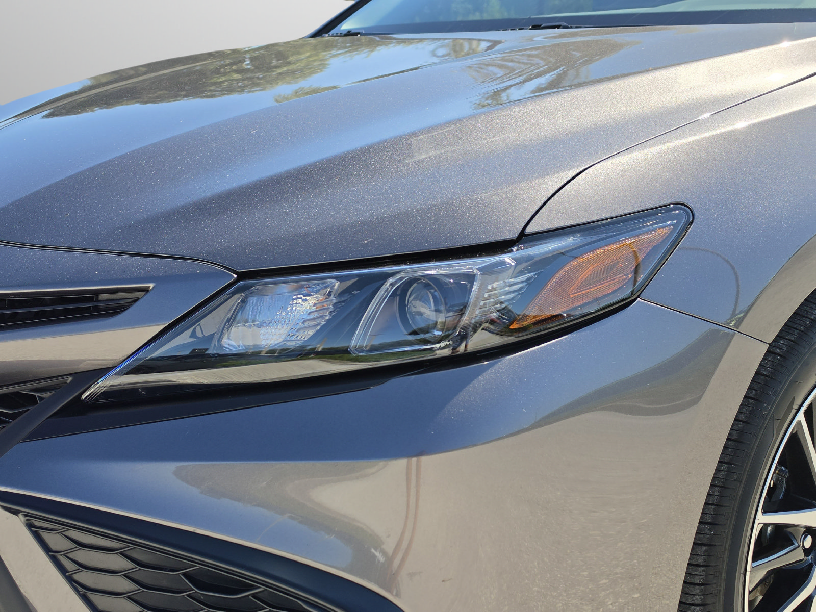 Used 2024 Toyota Camry SE w/ Audio Upgrade Package FWD image 13