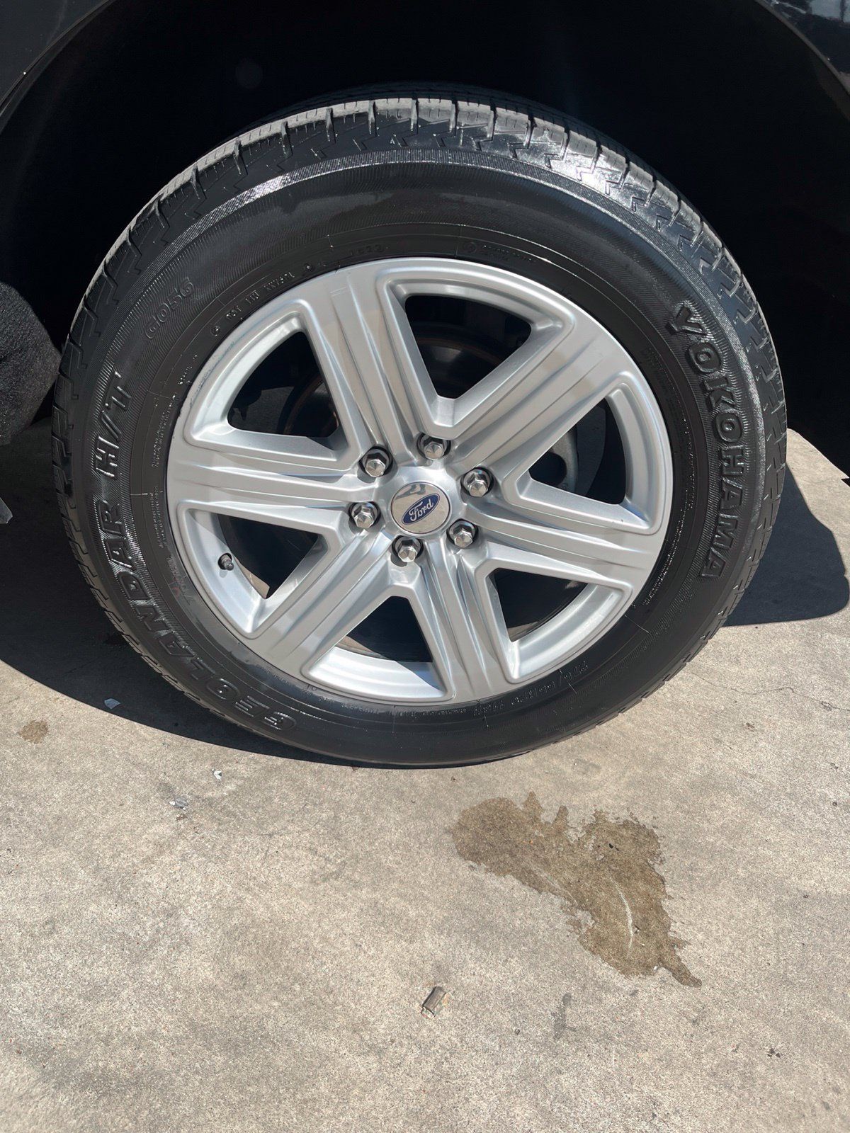 Used 2018 Ford Expedition XLT w/ Equipment Group 202A RWD image 26