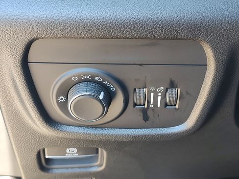 New 2024 Jeep Grand Cherokee L Laredo AWD/4WD image 25