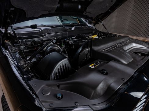 Used 2024 RAM 3500 Laramie w/ Night Edition image 40