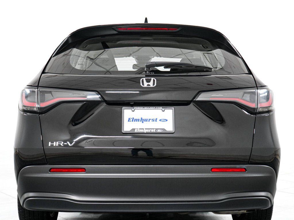 Used 2025 Honda HR-V LX image 6