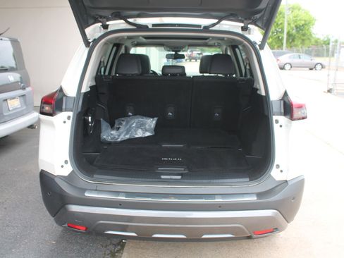 Used 2023 Nissan Rogue SL w/ SL Premium Package FWD image 22