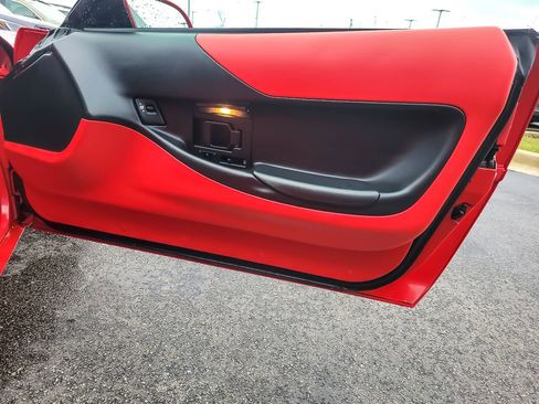 Used 1995 Chevrolet Corvette Convertible image 13