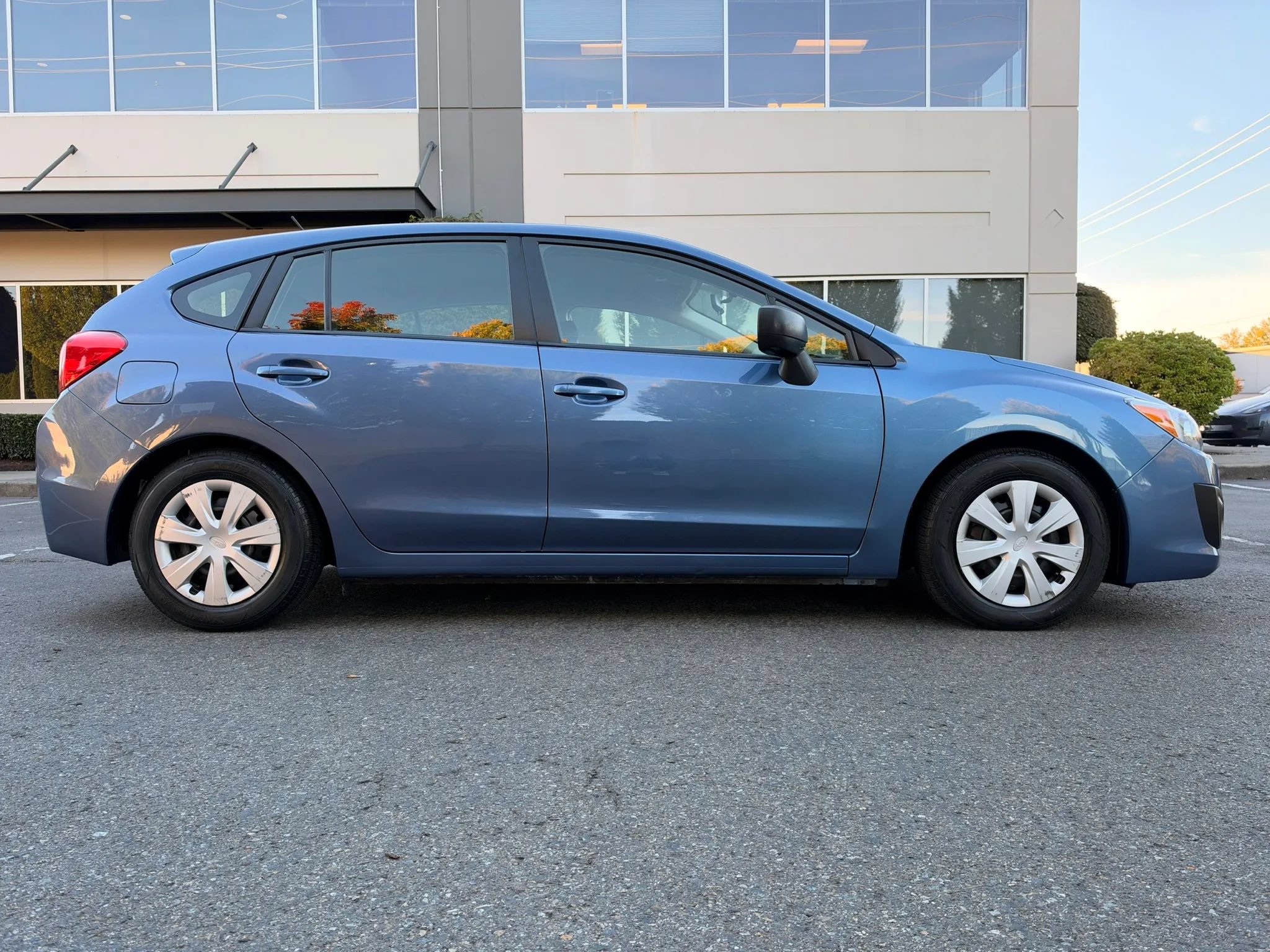 Used 2014 Subaru Impreza 2.0i AWD/4WD image 16