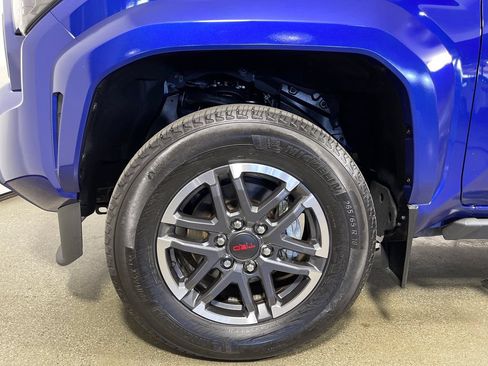 Certified 2024 Toyota Tacoma TRD Sport AWD/4WD image 11