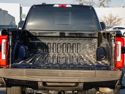 Used 2024 Ford F250 Limited image 26