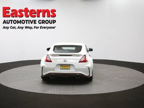 Used 2020 Nissan 370Z NISMO RWD image 38