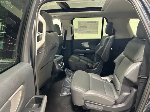 New 2025 Ford Expedition Max Active image 27