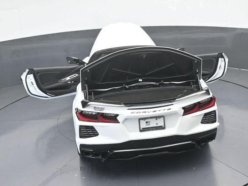 Used 2024 Chevrolet Corvette Stingray Convertible w/ Z51 Performance Package image 63