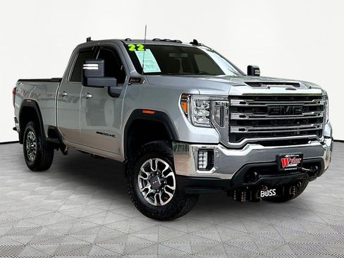 Used 2022 GMC Sierra 2500 SLE w/ SLE Convenience Package AWD/4WD image 3