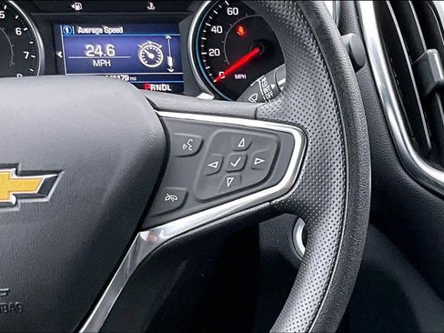 Used 2019 Chevrolet Equinox LT image 24