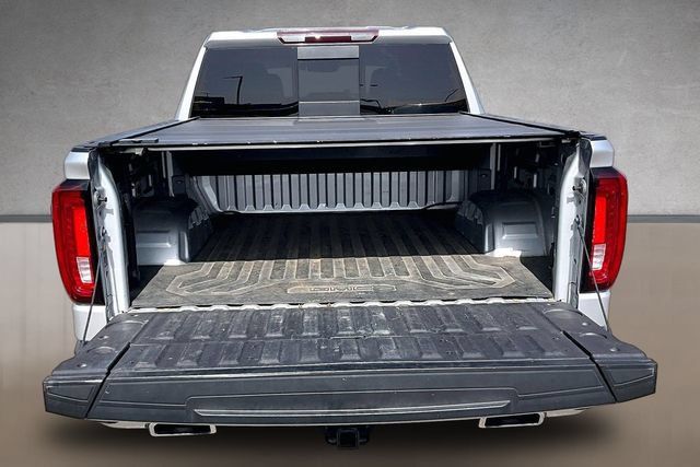 Used 2021 GMC Sierra 1500 SLT AWD/4WD image 25