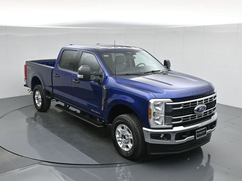 New 2026 Ford F250 XLT w/ FX4 Off-Road Package image 43