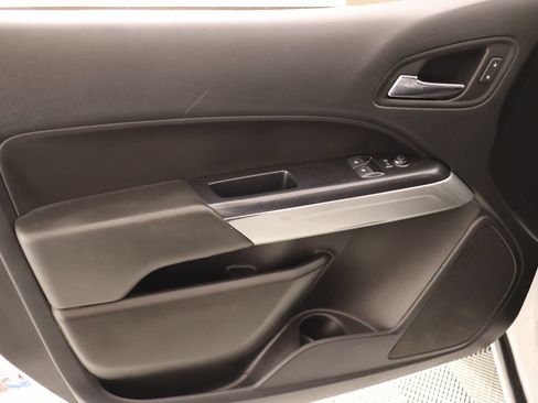 Used 2022 Chevrolet Colorado LT w/ Fleet Safety Package RWD image 14
