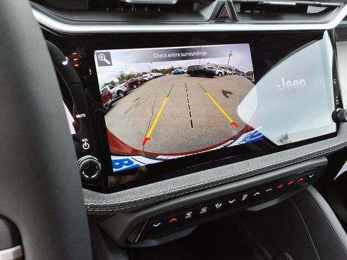 New 2026 Jeep Cherokee Laredo image 26