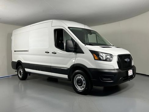 Used 2025 Ford Transit 250 148 Medium Roof RWD image 1
