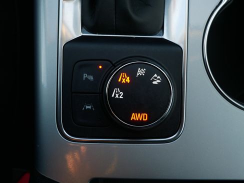 Used 2024 Chevrolet Blazer LT w/ Convenience Package image 23