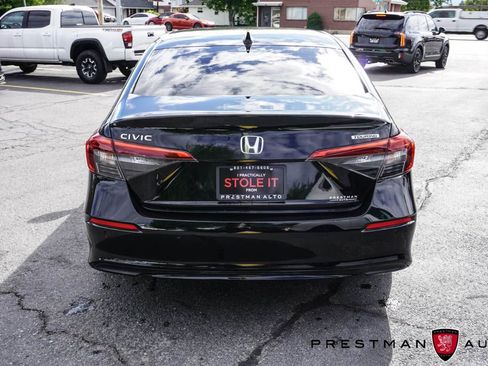 Used 2024 Honda Civic Touring image 18