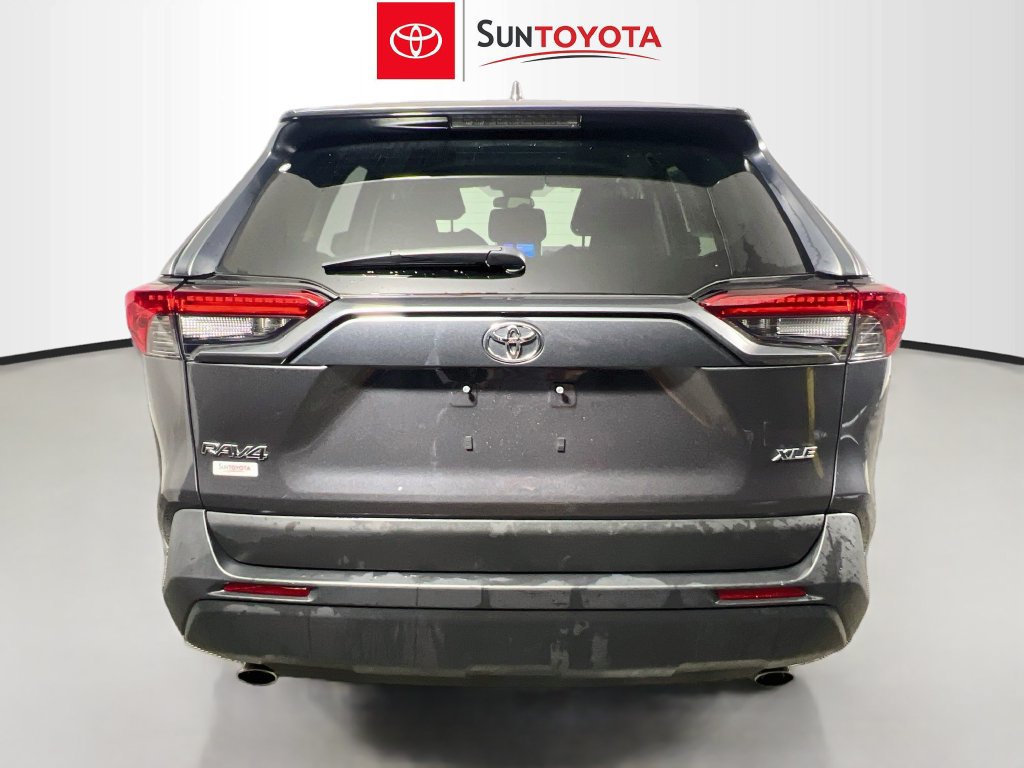 Used 2025 Toyota RAV4 XLE FWD image 5