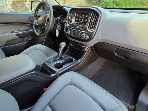Used 2022 Chevrolet Colorado W/T w/ WT Convenience Package RWD image 29
