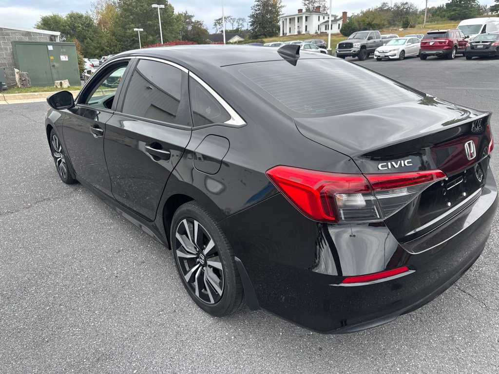 Used 2023 Honda Civic EX image 5